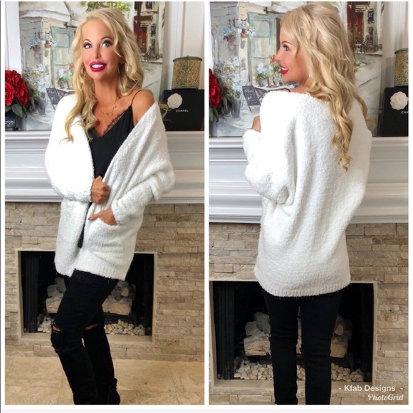 ❤️LAST 1! Oversized Fuzzy Pocket Cardigan! - Picture 2 of 5